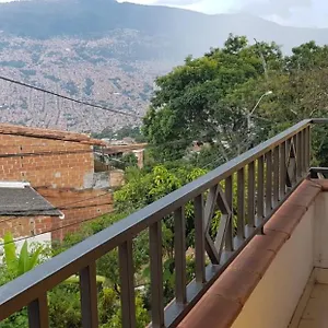 Apartment Wonderful House With Views In Medellin-fiber Optics, Medellin