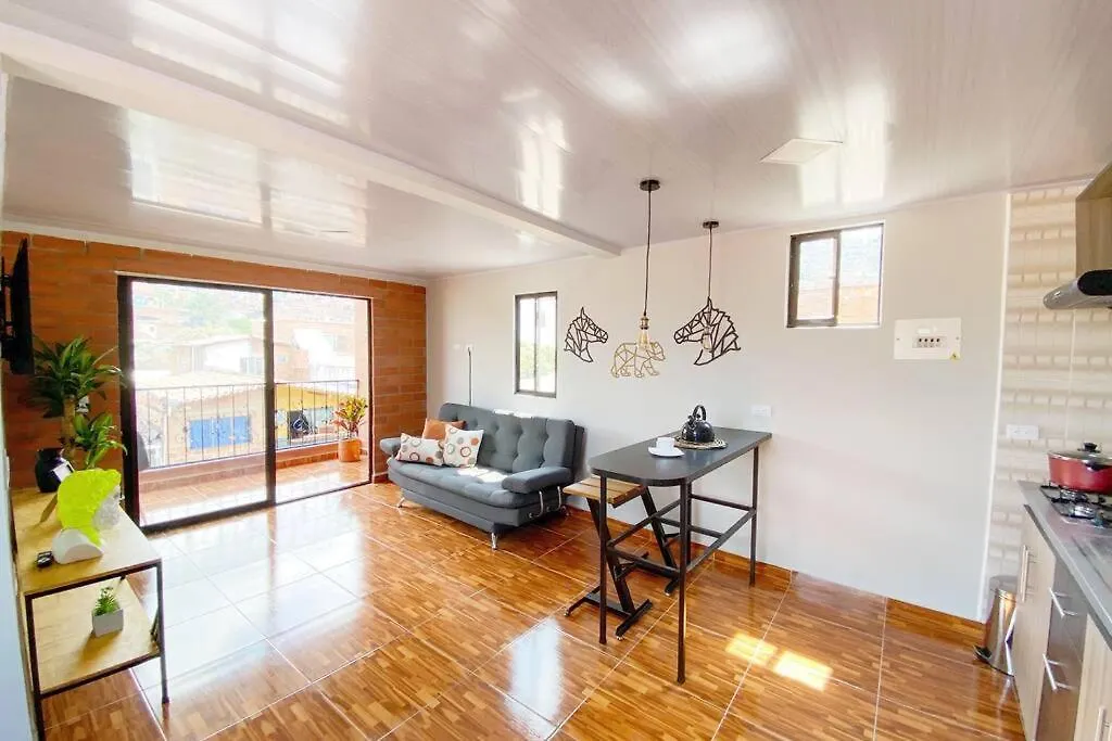 Apartamento Cerca A Comuna 13 Medellin Apartment